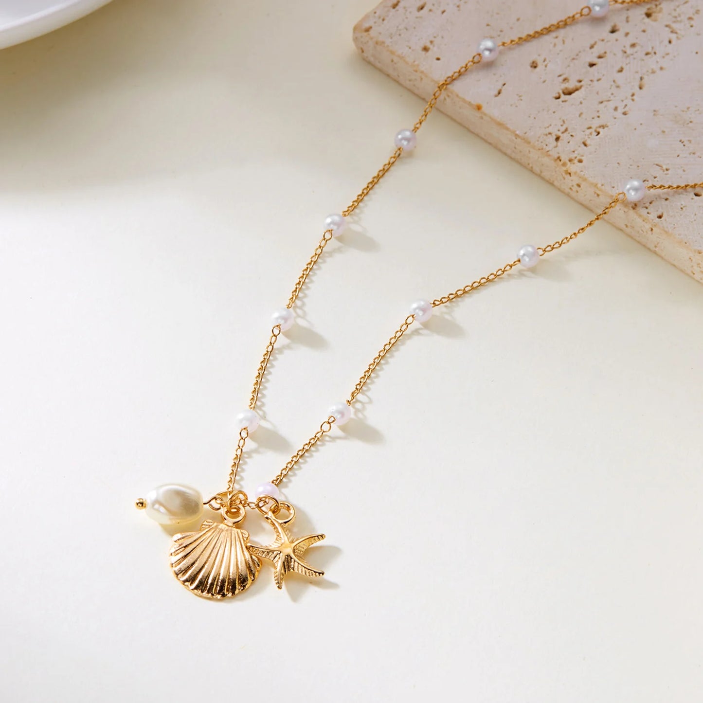 Starfish Pendant Necklace for Women Ocean Series Imitation Pearl Bohemian Shell Necklace