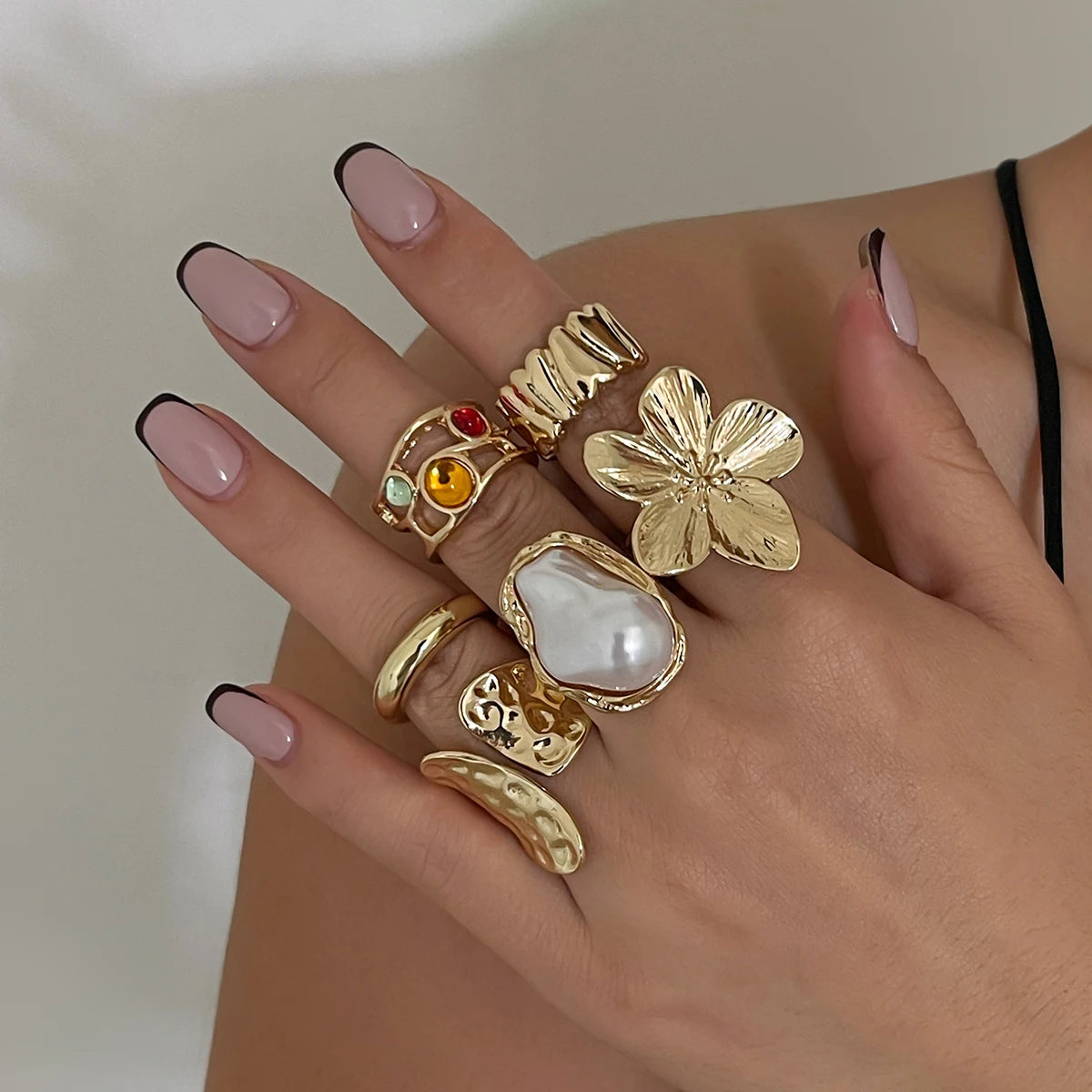 Set of 6 Open Fashion Rings in Choice of Gold or Silver tone