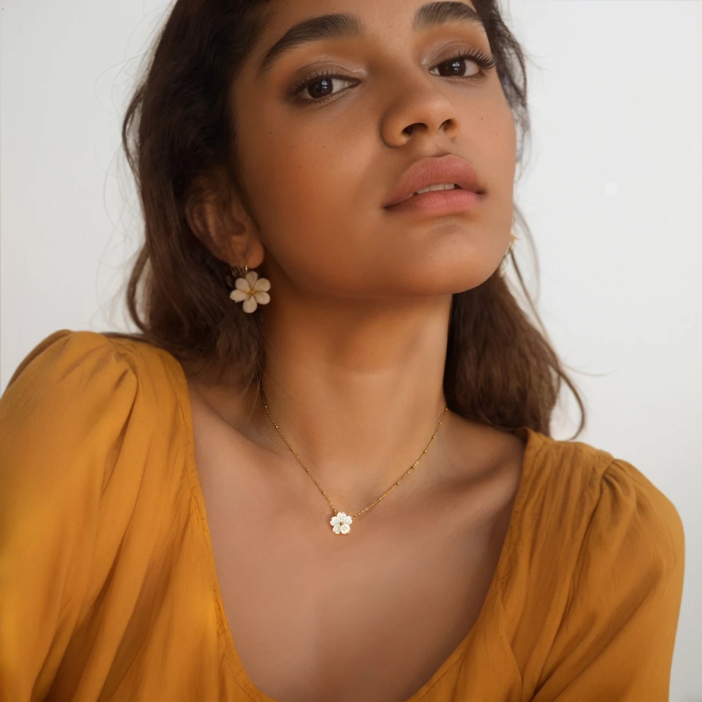 Elegant Flower Shell Necklace or Earrings for Women