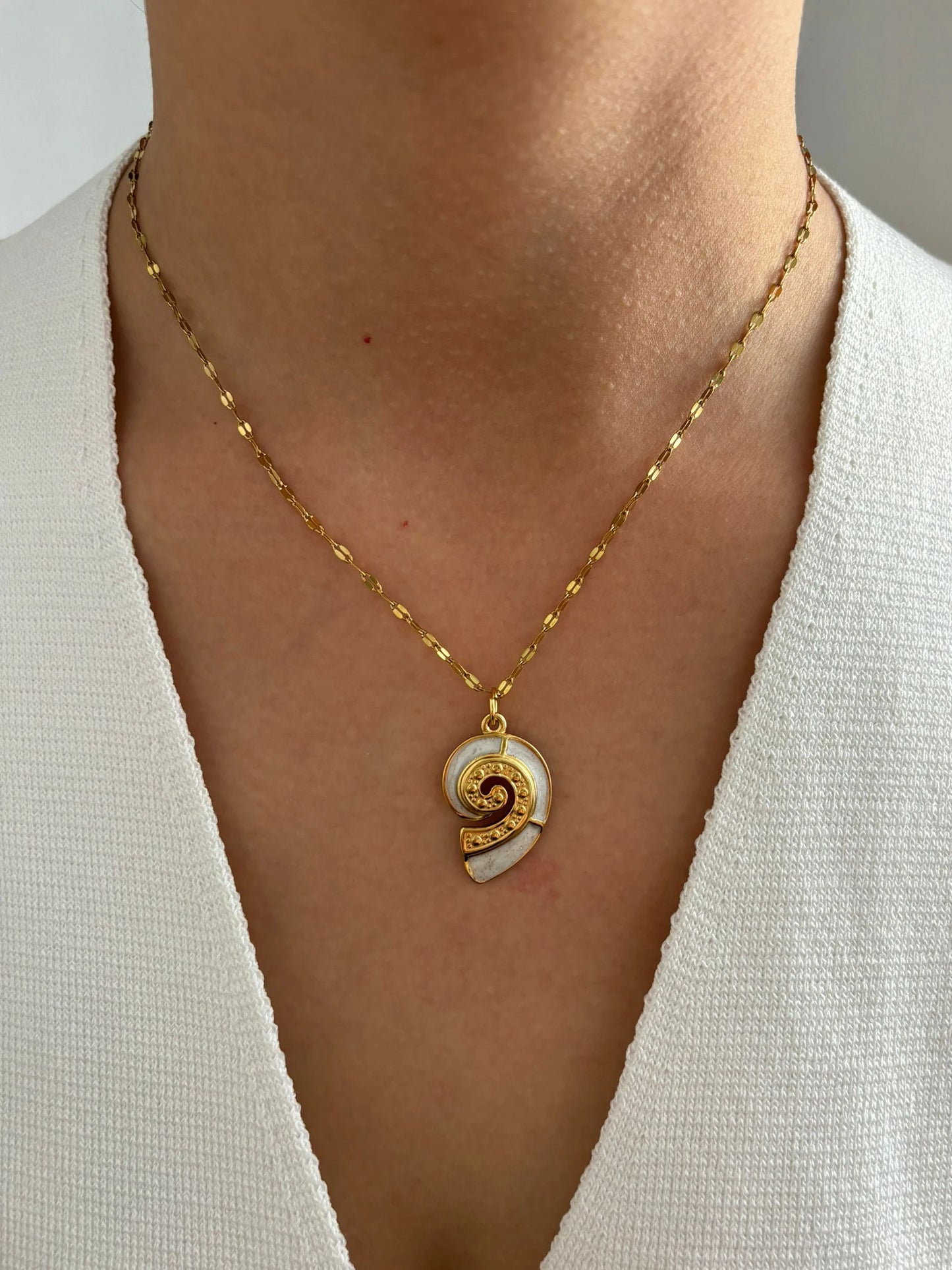 Choice of Elegant Fashion White Enamel Turtle, Conch, or 18K Gold Plated Big Starfish Pendant