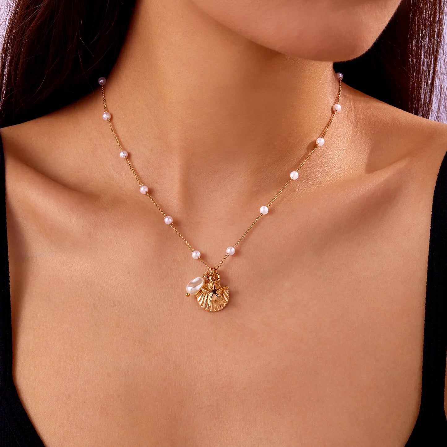Starfish Pendant Necklace for Women Ocean Series Imitation Pearl Bohemian Shell Necklace